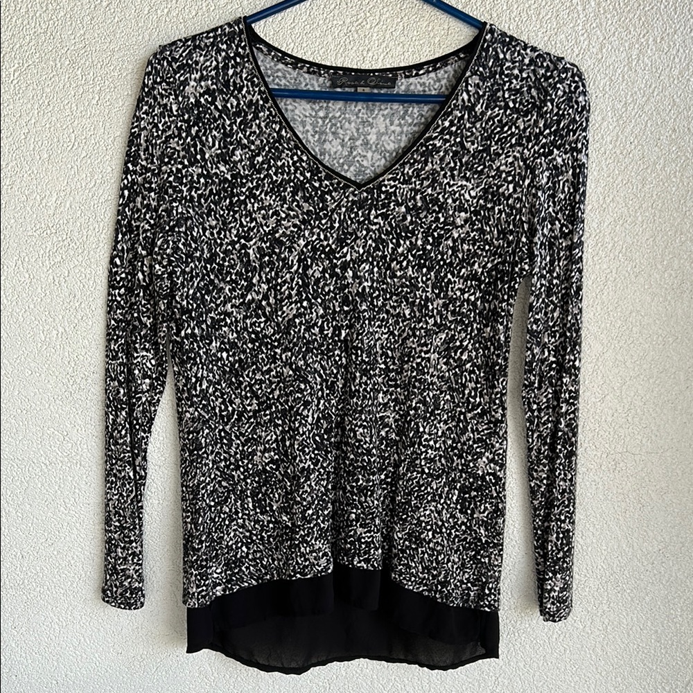 Rose & Olive Split Back Top